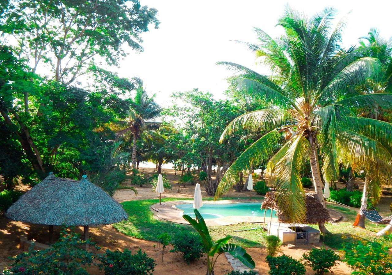 Bed and Breakfast Reva Castel à Nosy-Be Extérieur photo